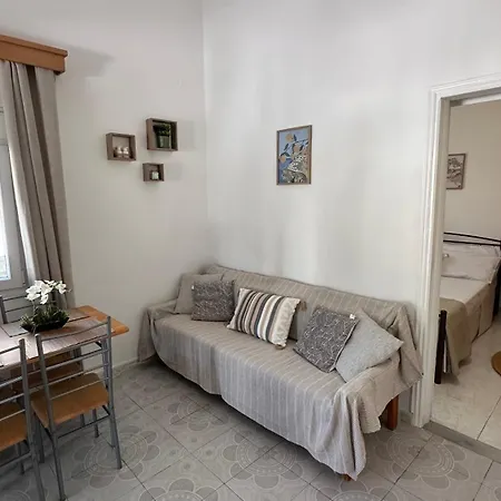 Bougainvillea Nest Panteli, Leros Appartement